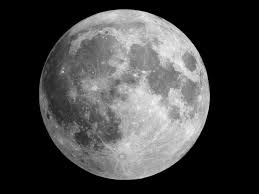 Space to image of full moon